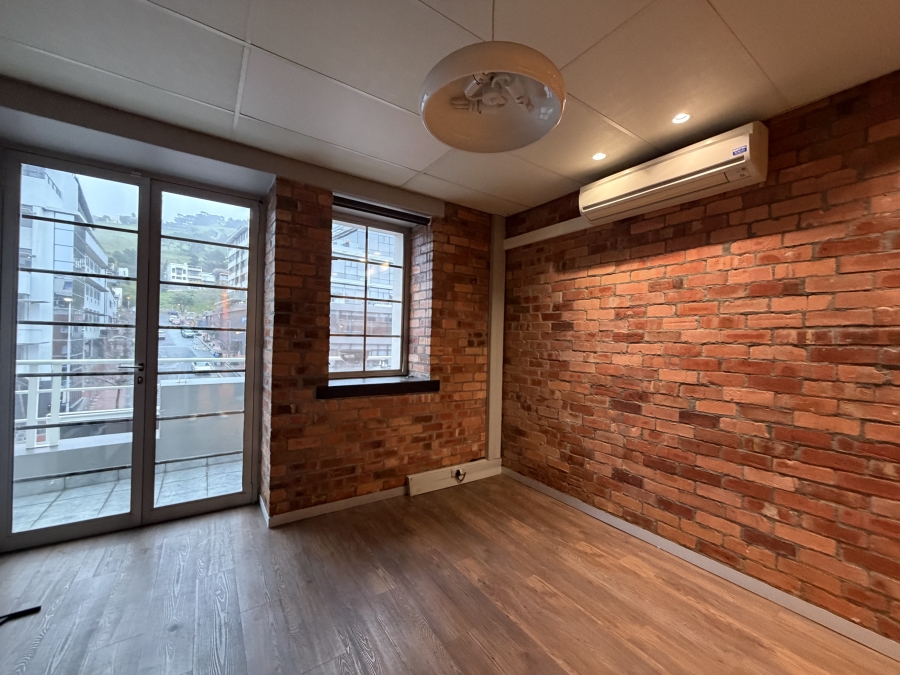To Let Commercial Property for Rent in Green Point Western Cape